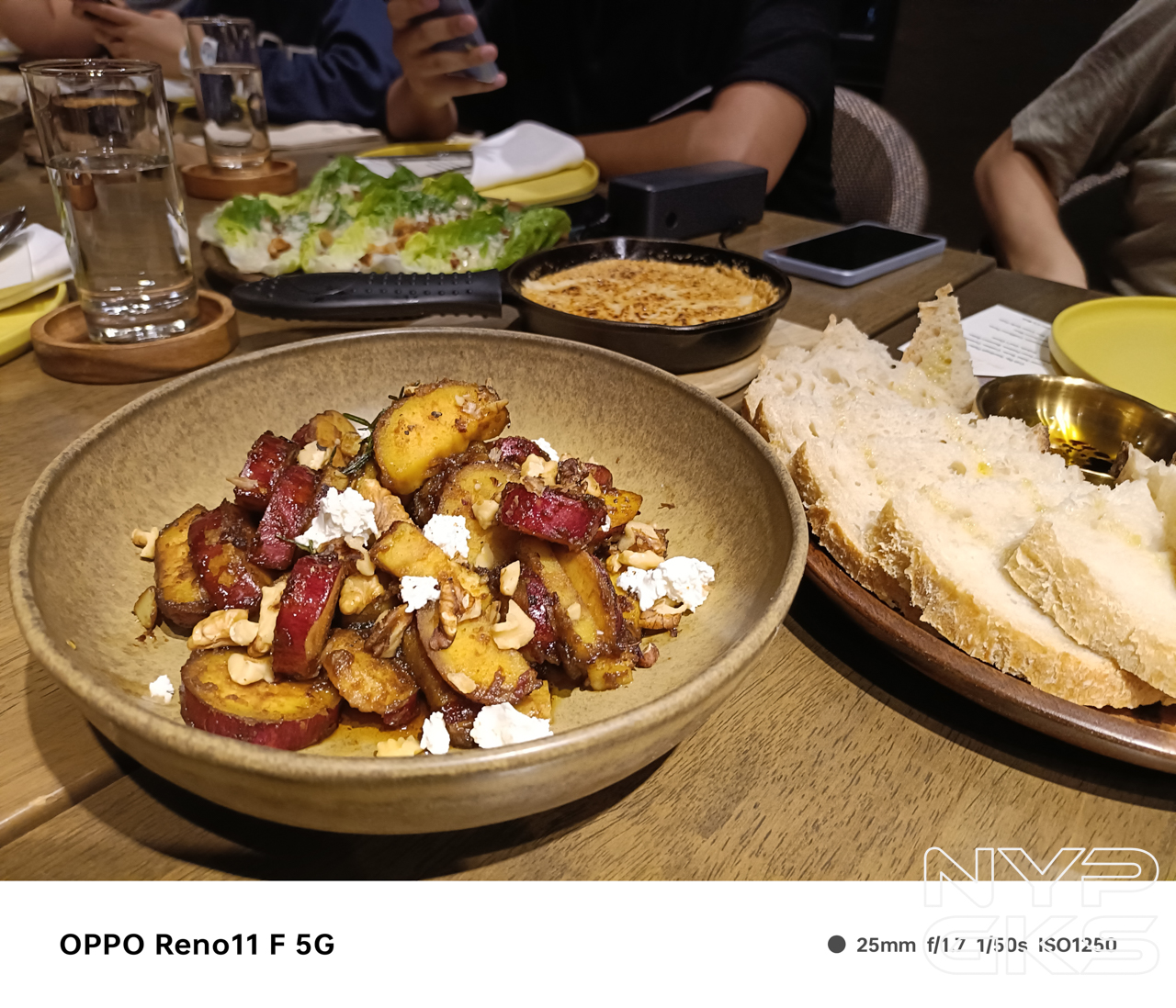 OPPO-Reno11-F-Low-Light-6497