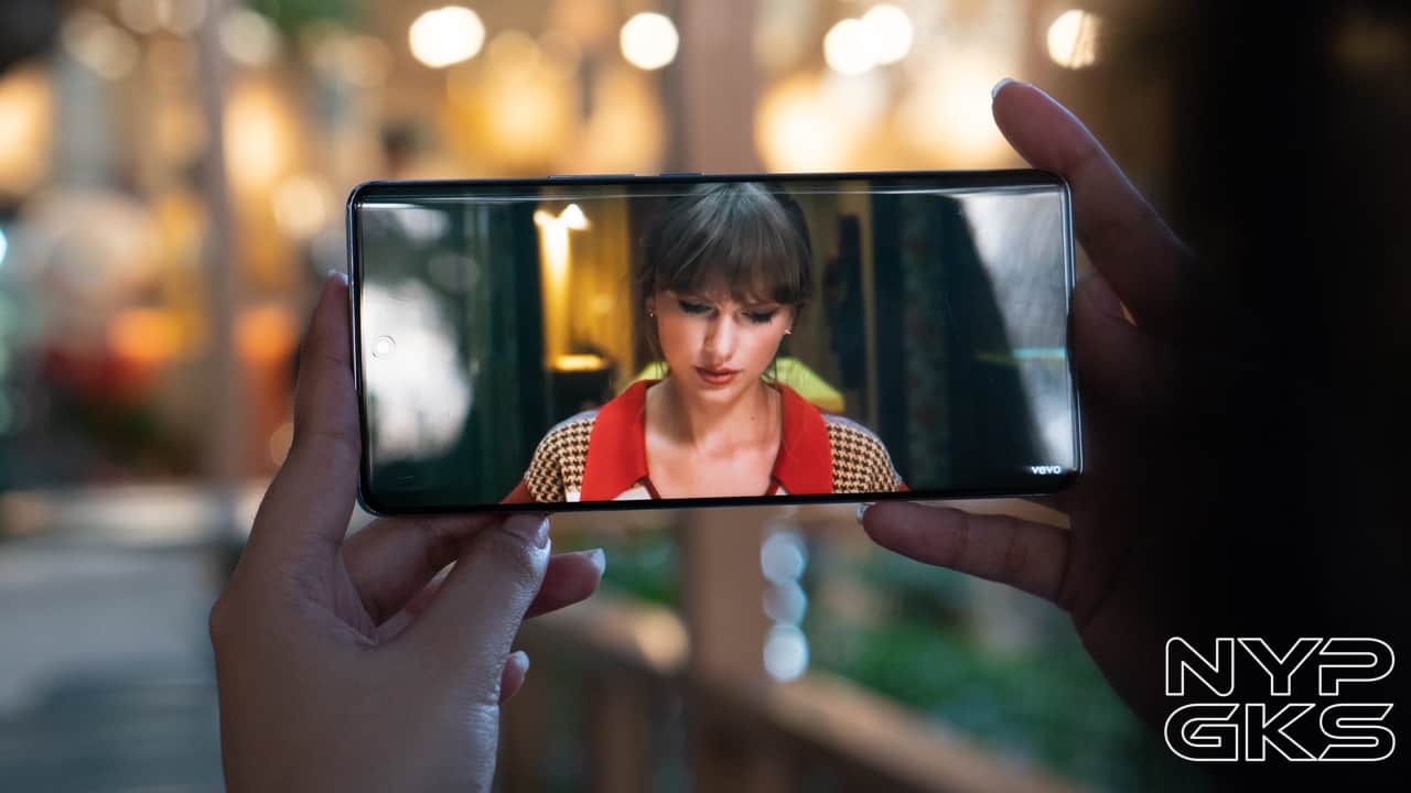 vivo-V30-5G-Aura-Light-6424