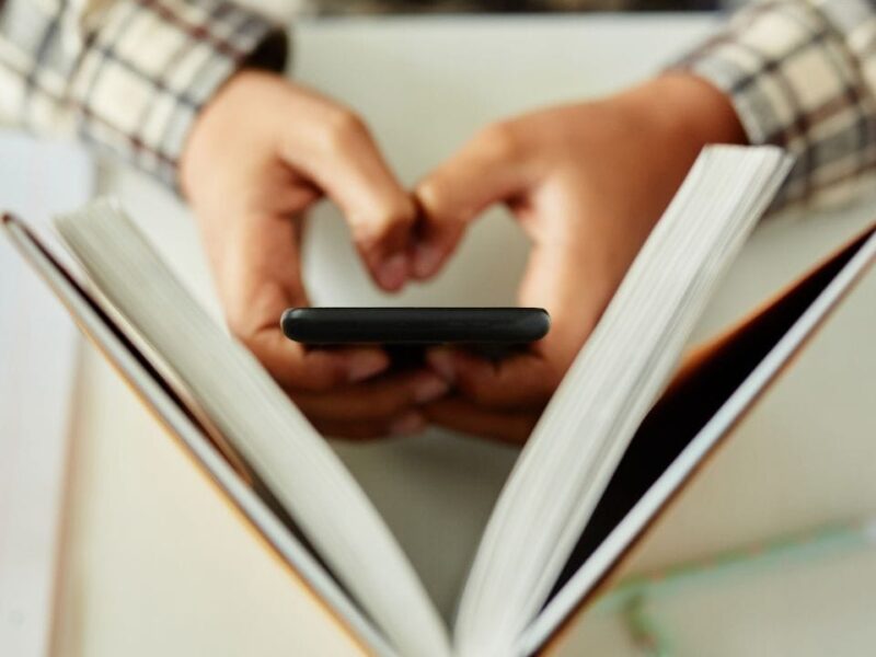 Gatchalian-eyes-ban-smartphones-schools