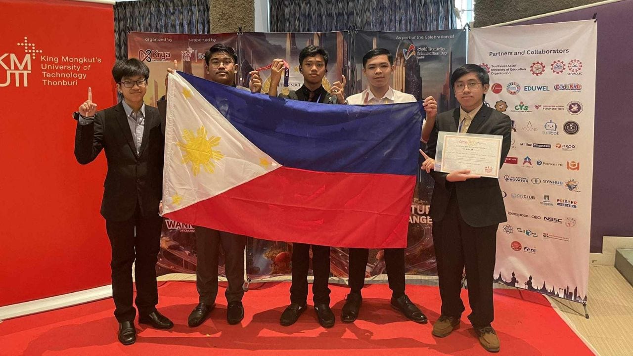 Tuguegarao-high-schoolers-intl-competition