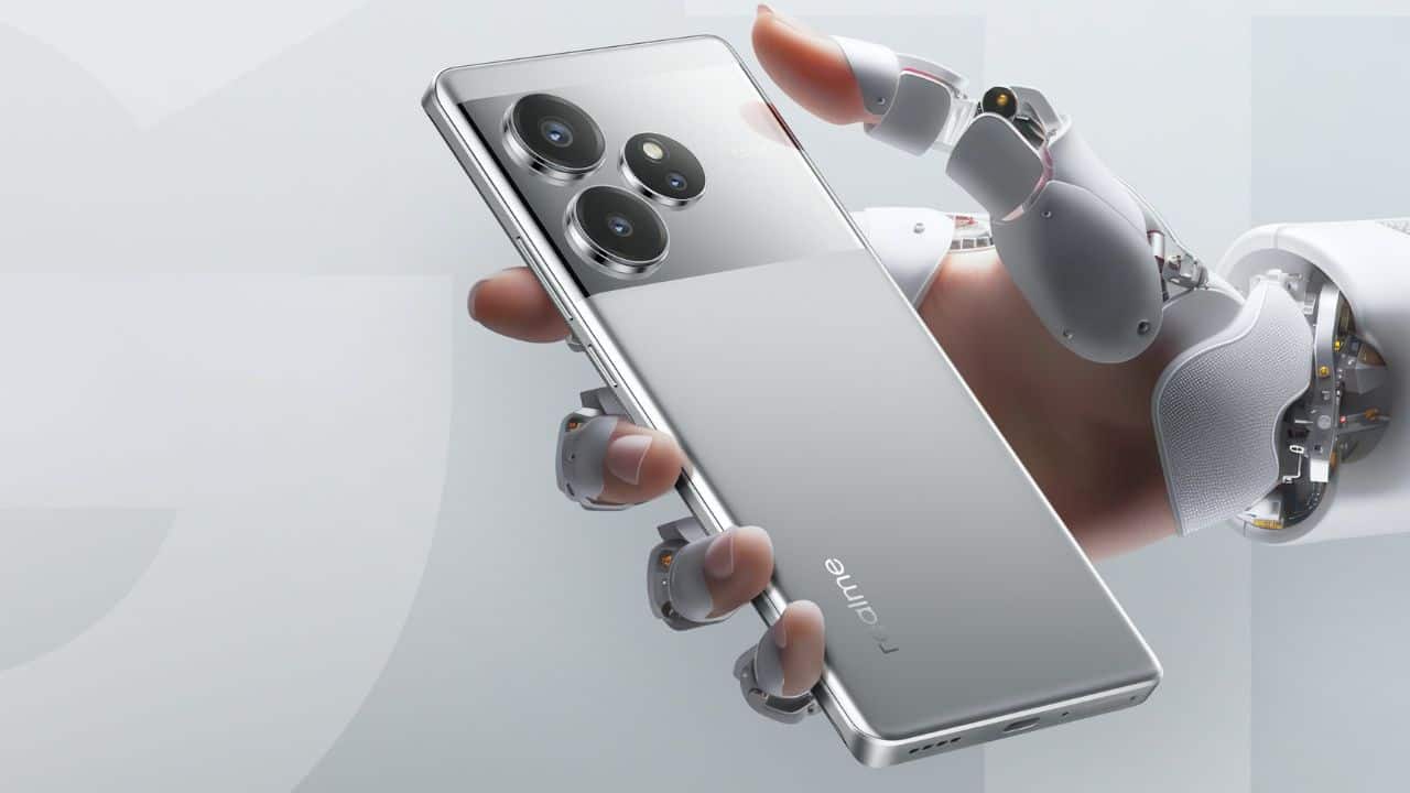 realme-GT-6-NoypiGeeks