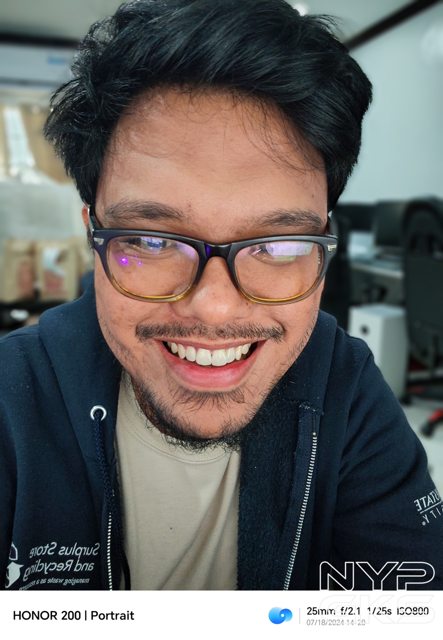 HONOR-200-Selfie-5143