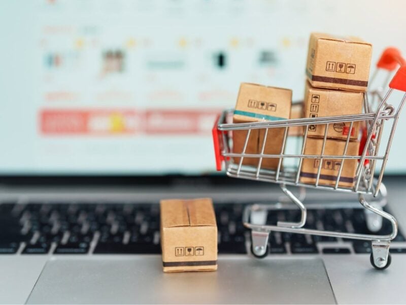 Filipino-Gen-Z-Online-Shopping