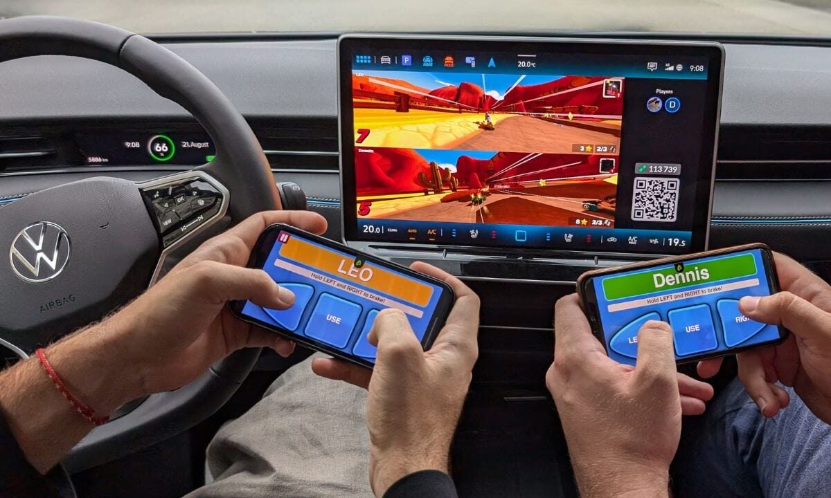 Games-phone-controller-coming-Volkswagen