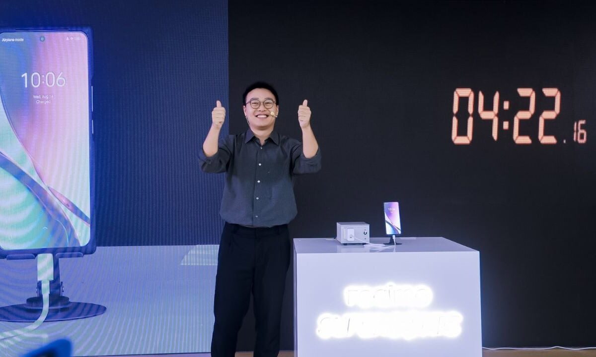 realme-320W-SuperSonic-charge