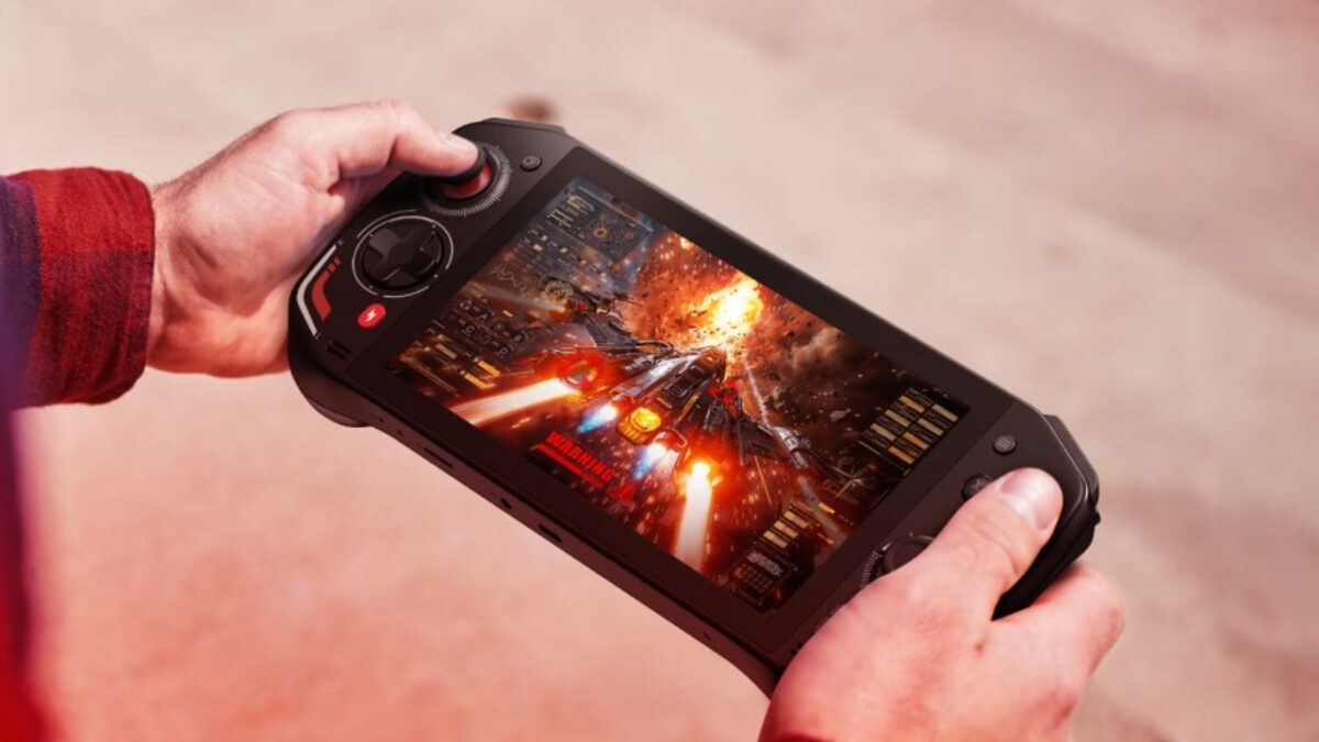 Acer-Nitro-Blaze-7