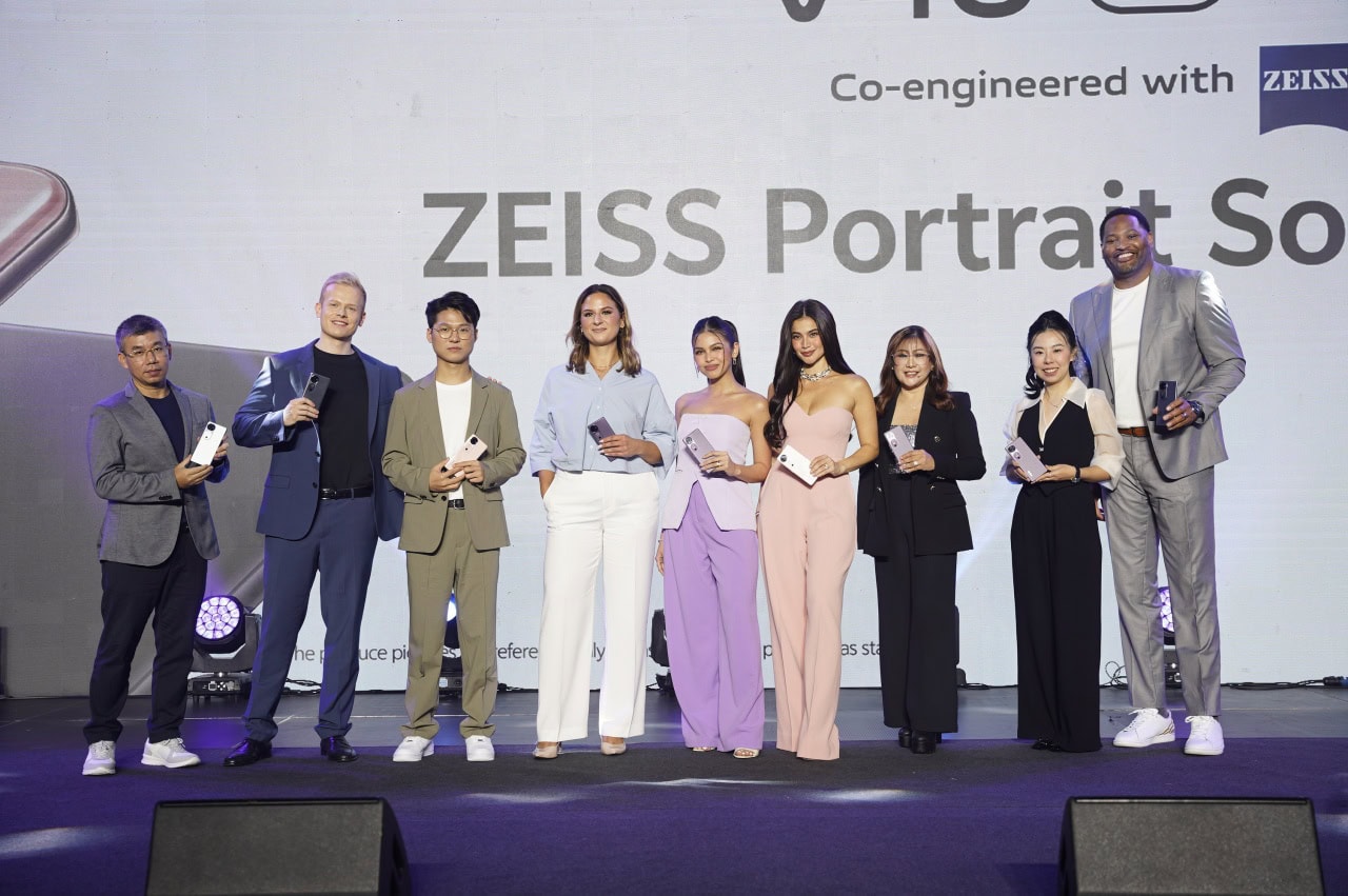 Anne-Curtis-Maine-Mendoza-vivo-V40-grand-launch-5972