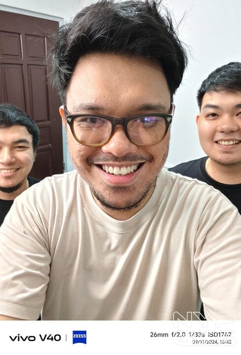 vivo-V40-ZEISS-optics-NoypiGeeks-22