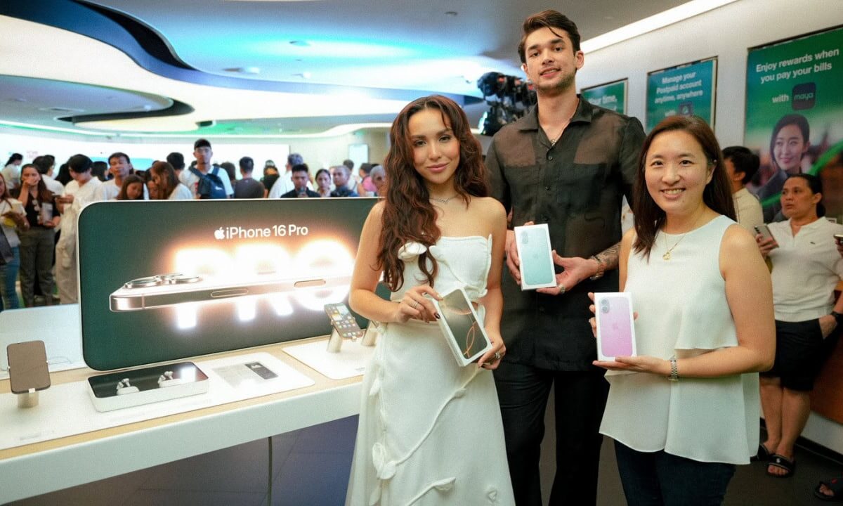 Smart-iPhone-16-unbox-the-future (2)