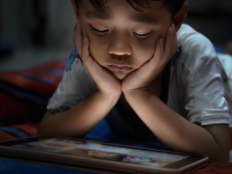 Indonesia-plans-age-limit-social-media-protect-children