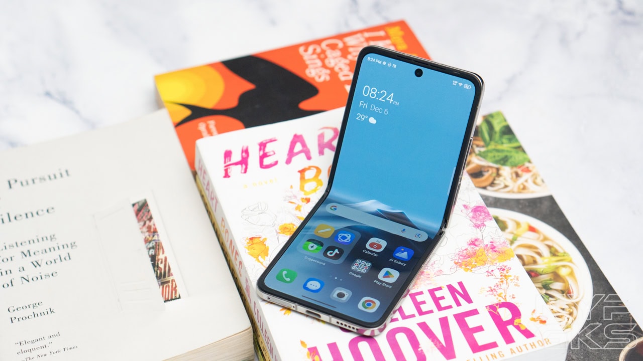 TECNO-Phantom-V-Flip2-Review-5199