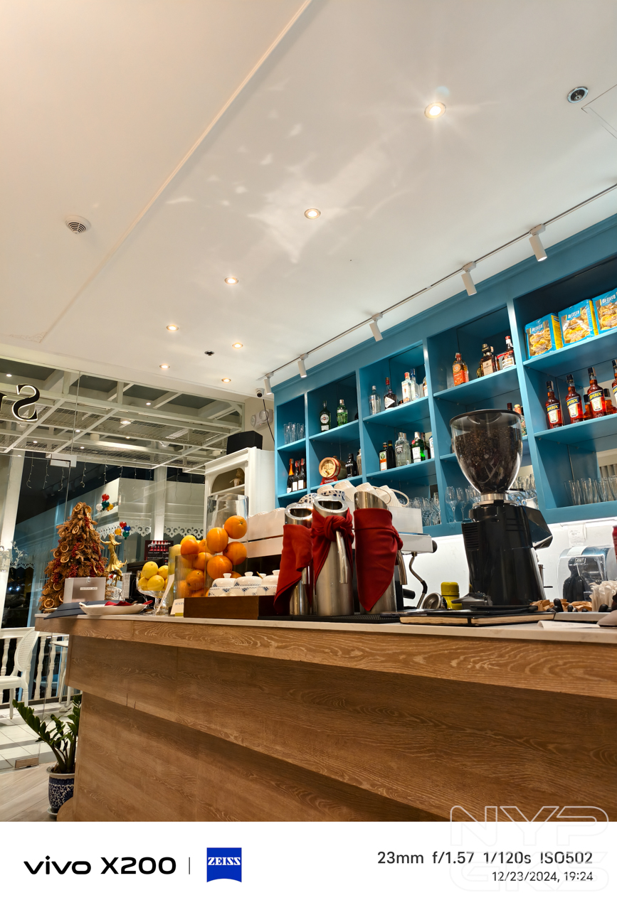 vivo-X200-Night-Mode-5796