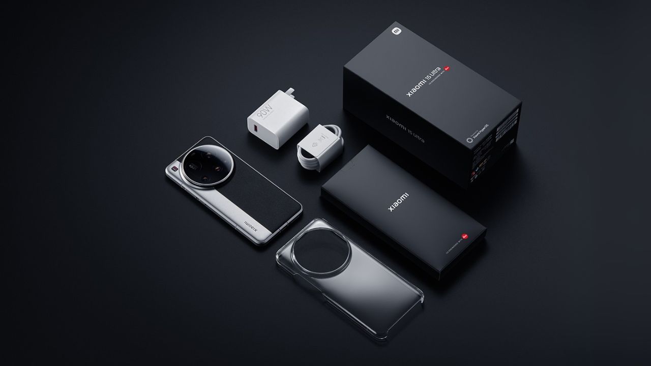 Xiaomi-15-Ultra-Unboxing