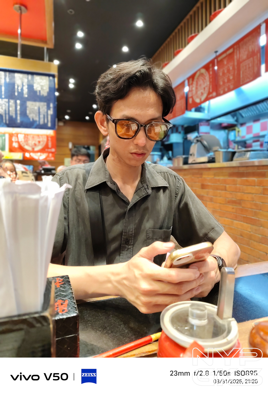 vivo-V50-Night-Mode-5994