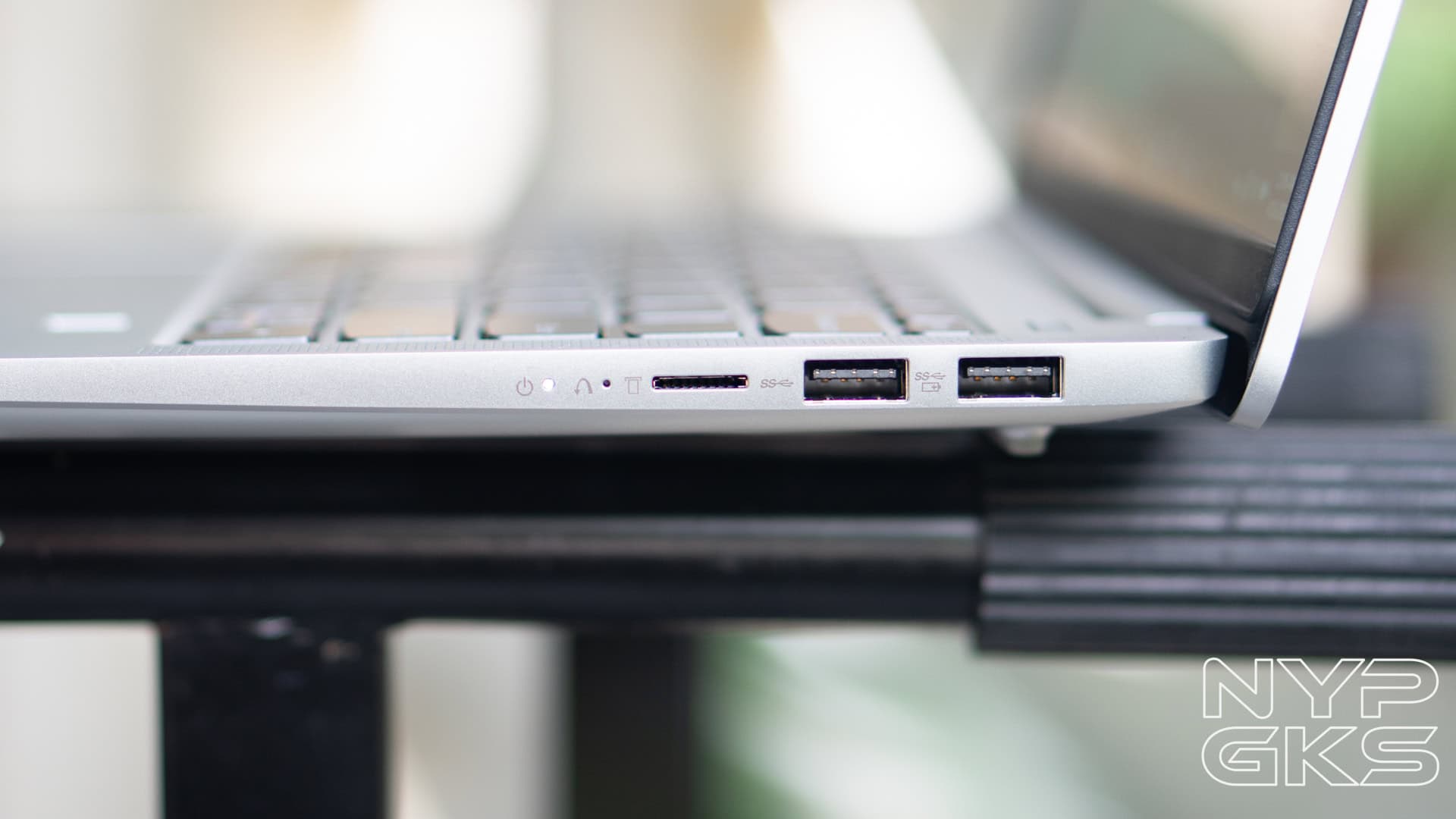 Lenovo-IdeaPad-Slim-5x-14-9-Review-5393