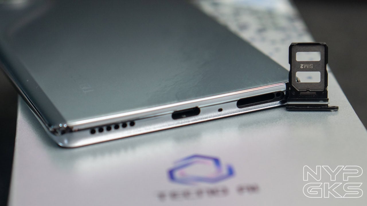 TECNO-CAMON-40-Pro-microSD