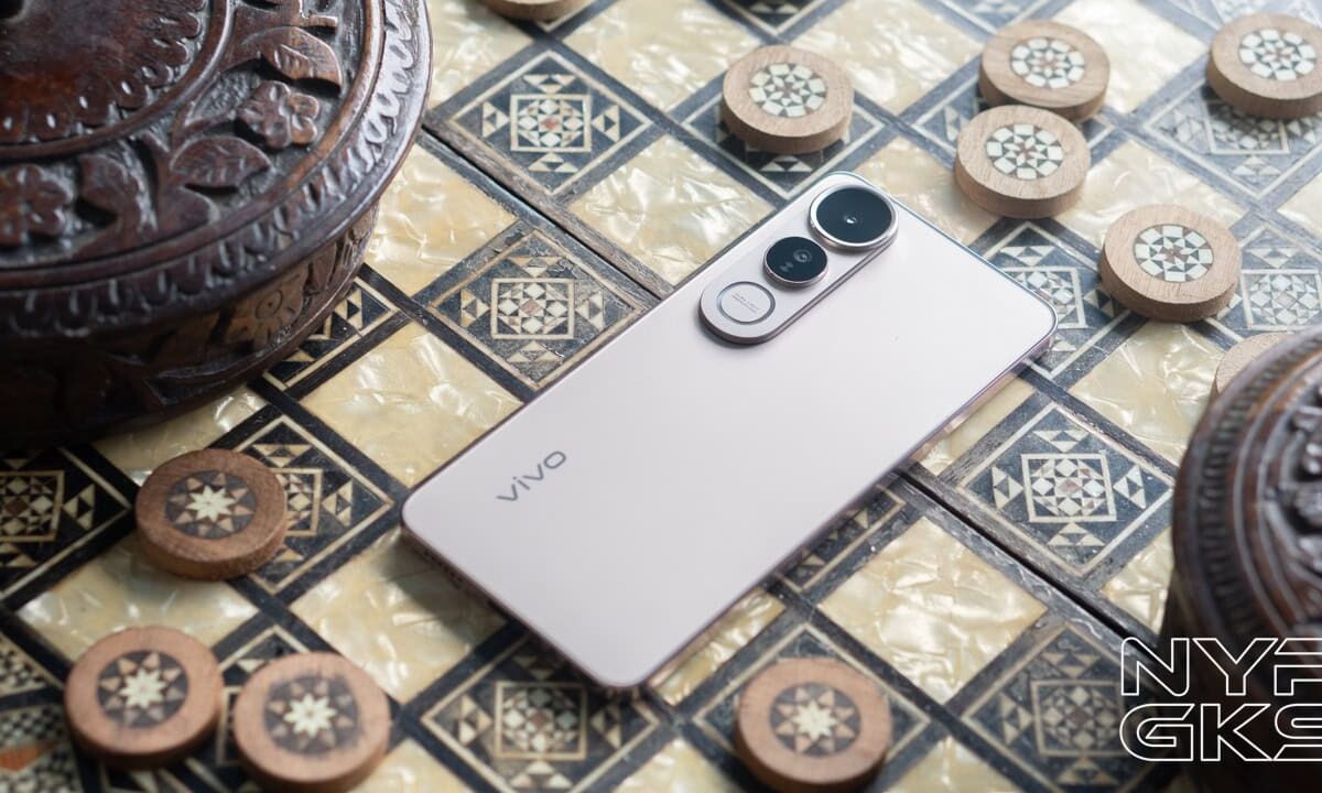 vivo-V50-Lite-Review