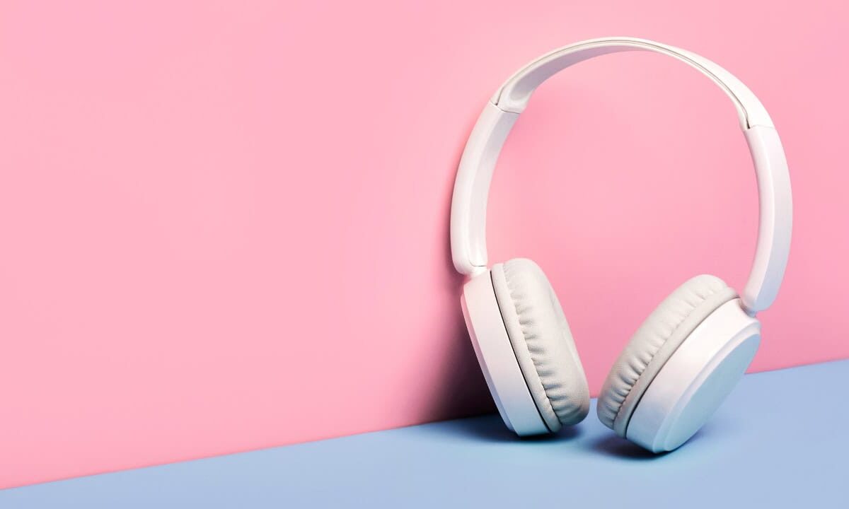 Bluetooth-Headphones-32187