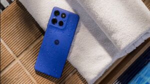 Moto-G56