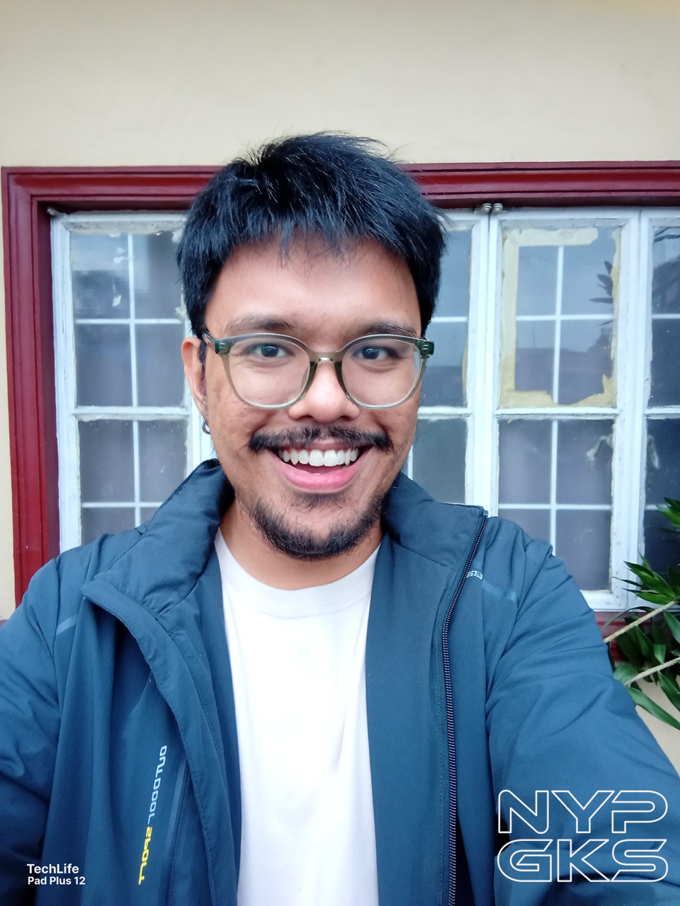 TechLife-Pad-Plus-12-Selfie-5380