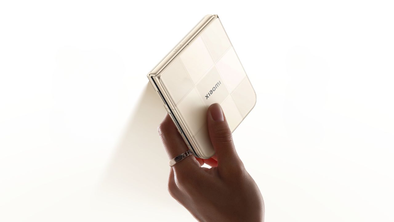 Xiaomi-MIX-Flip-2-Specs-Features