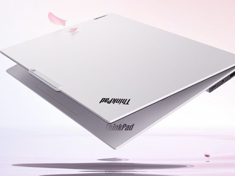 Lenovo-ThinkPad-X9-Aura-Edition-Moonlight-White