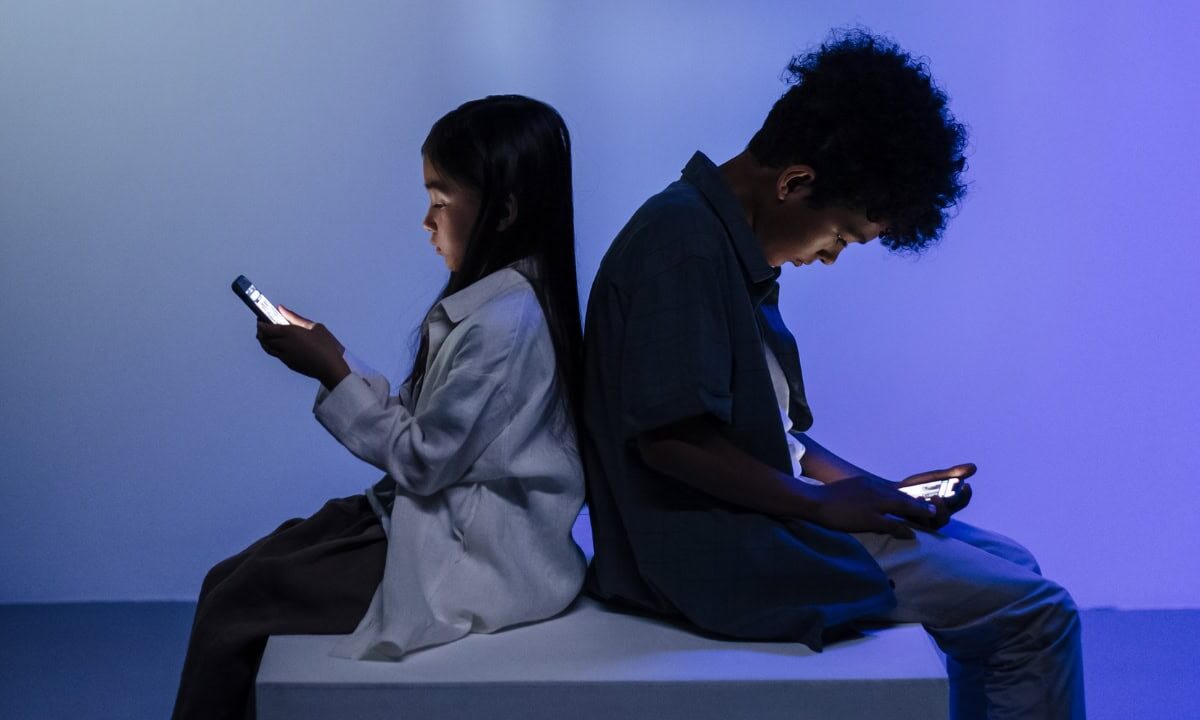 Myopia-Children-Too-Much-Screen-Time