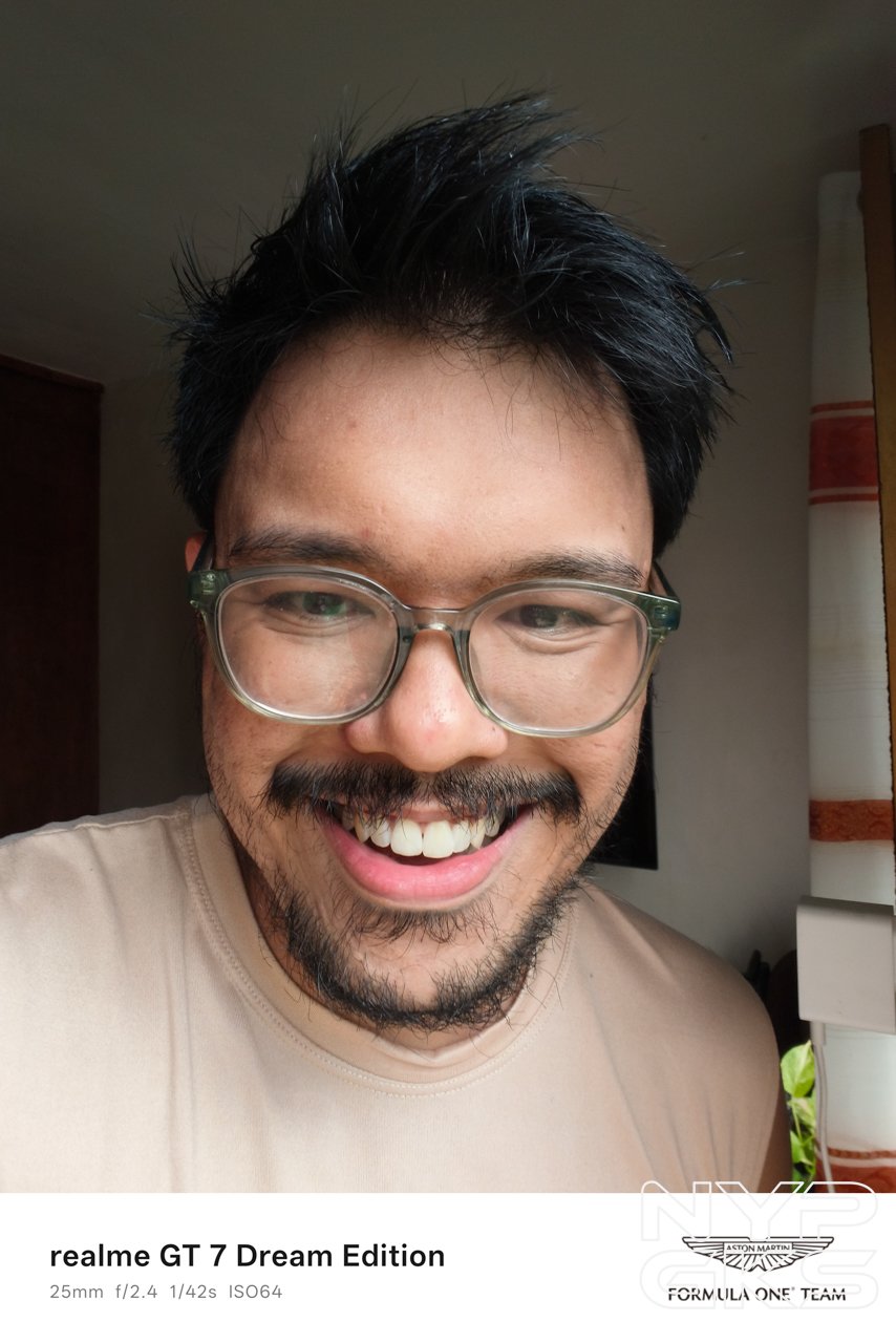 realme-GT-7-Selfie-Camera-5381