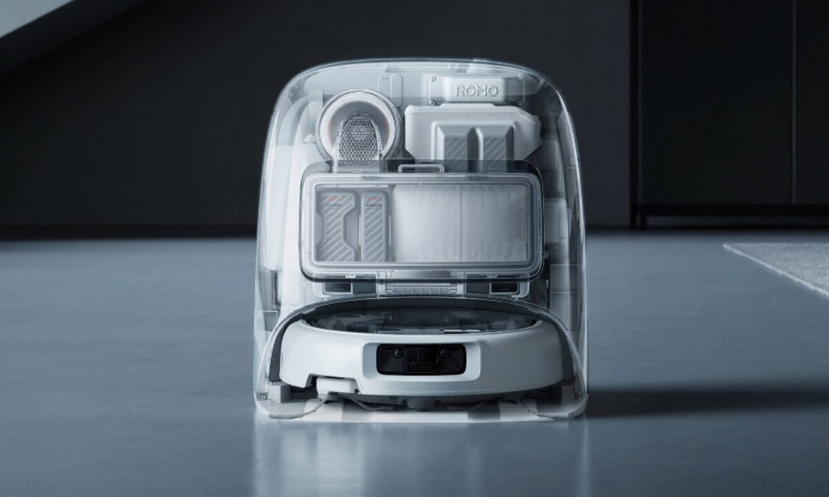 DJI-enters-the-robot-vacuum-market-with-high-tech-Romo-line