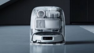 DJI-enters-the-robot-vacuum-market-with-high-tech-Romo-line