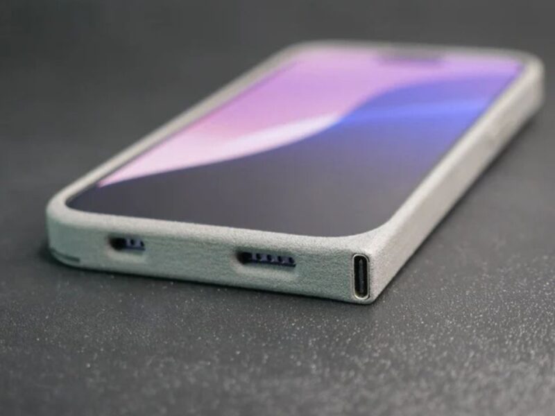 iPhone-case-upgrades-older-models-USB-C