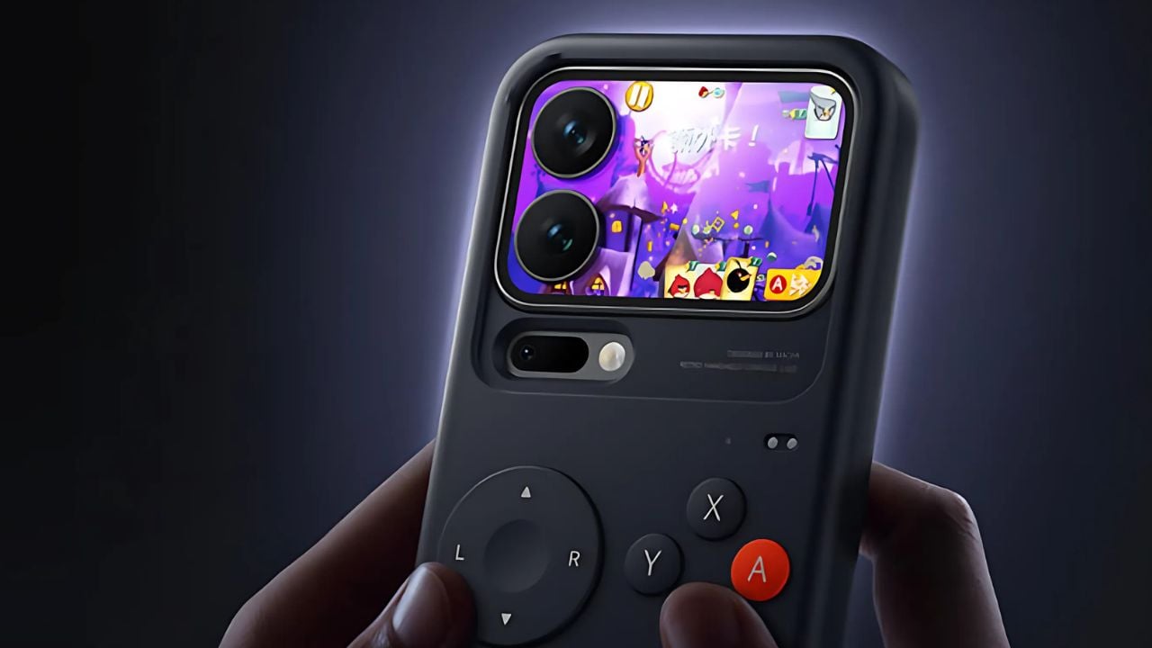 Retro-Handheld-Console-Case-1