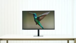 Samsung-37-inch-ViewFinity-S8-NoypiGeeks