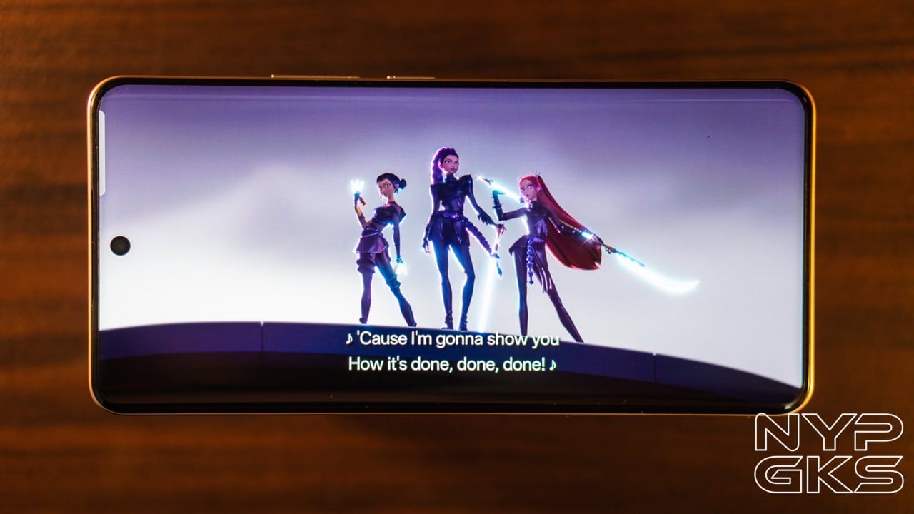 realme-15-Pro-Display-Review