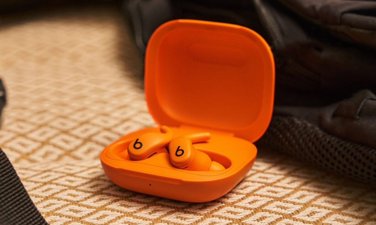 Powerbeats-Fit-Earbuds