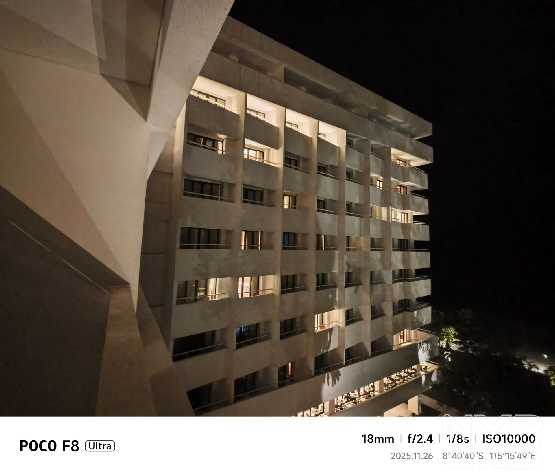 POCO-F8-Ultra-Ultra-Wide-5596