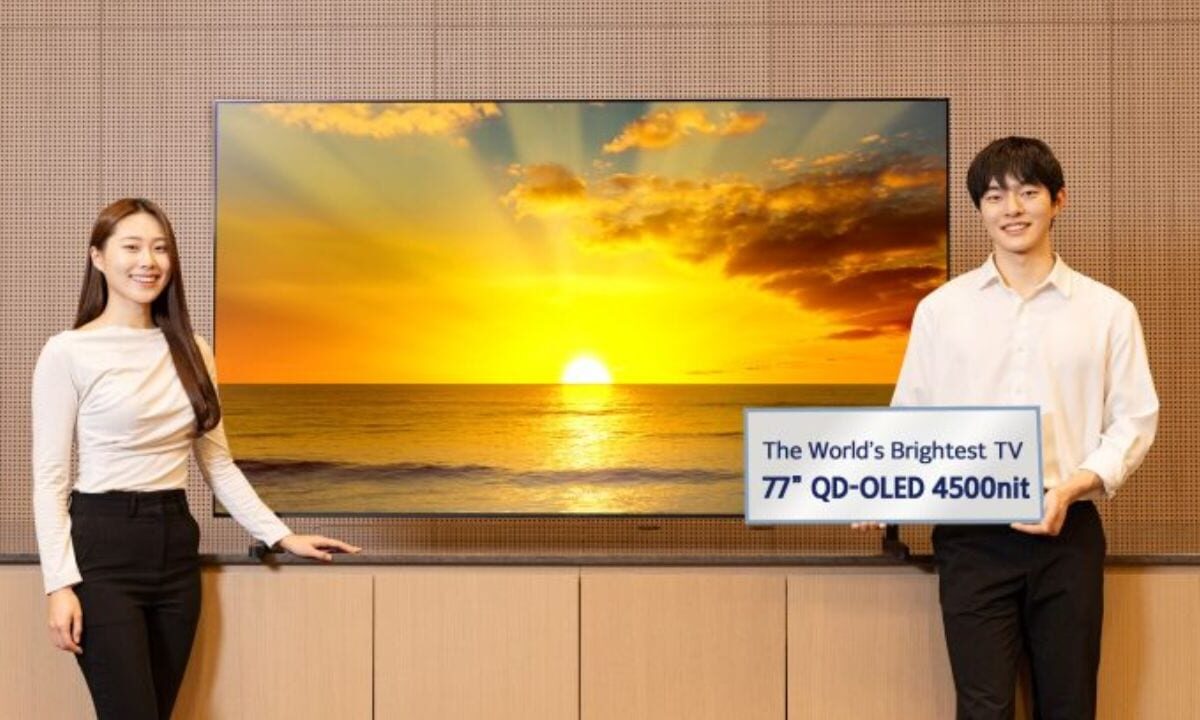 Samsung-77-inch-QD-OLED-TV-brightest-panel