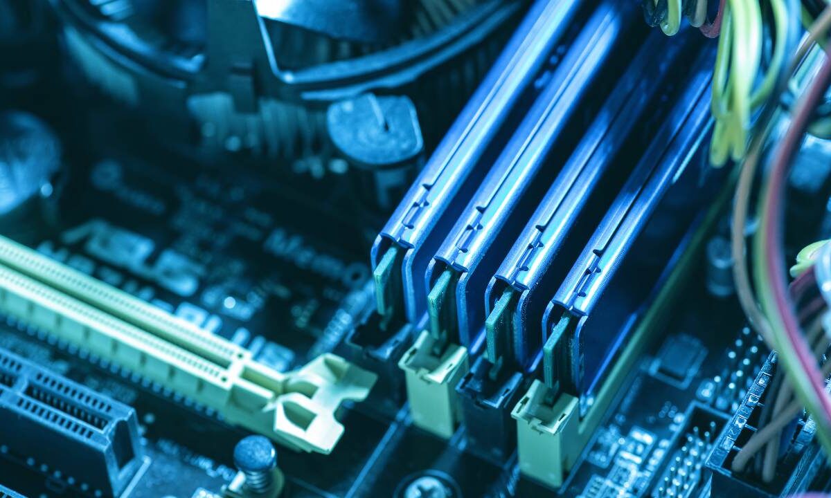 Computer-parts-going-up