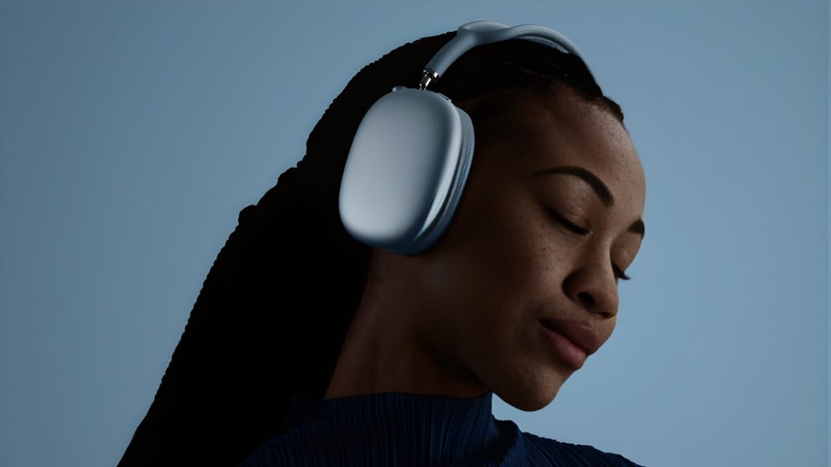 Apple-AirPods-Max-2