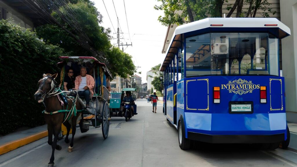 Pinoy Rides Pinoy-made e-tranvia now offers free rides around Intramuros | NoypiGeeks