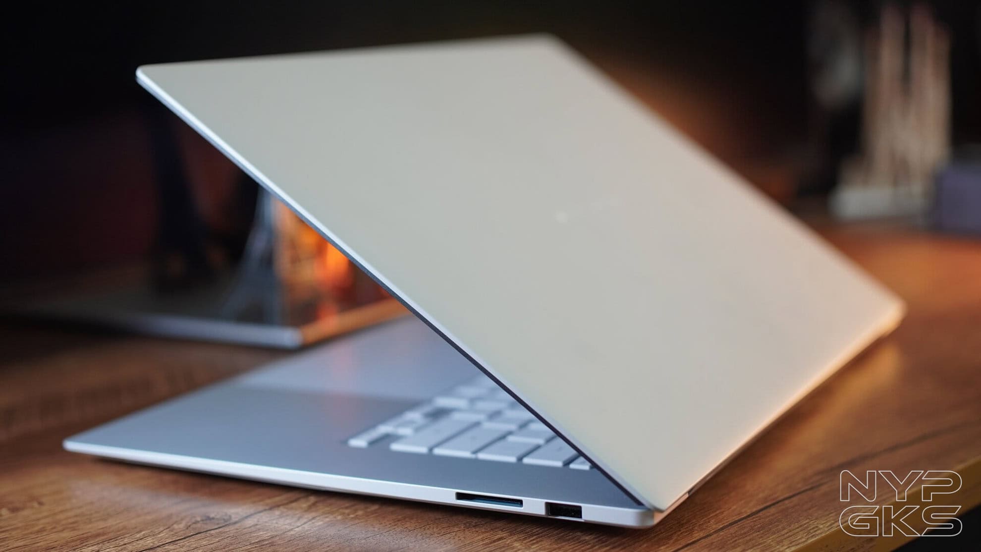 ASUS-Zenbook-S16-5224