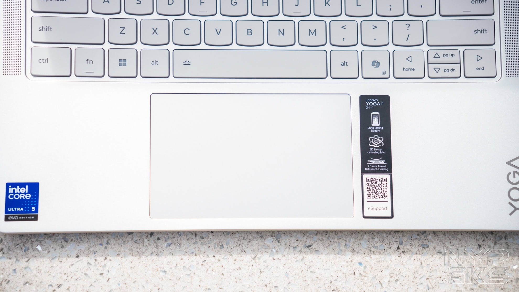 Lenovo-Yoga-7i-2-in-1-Gen-10-Trackpad