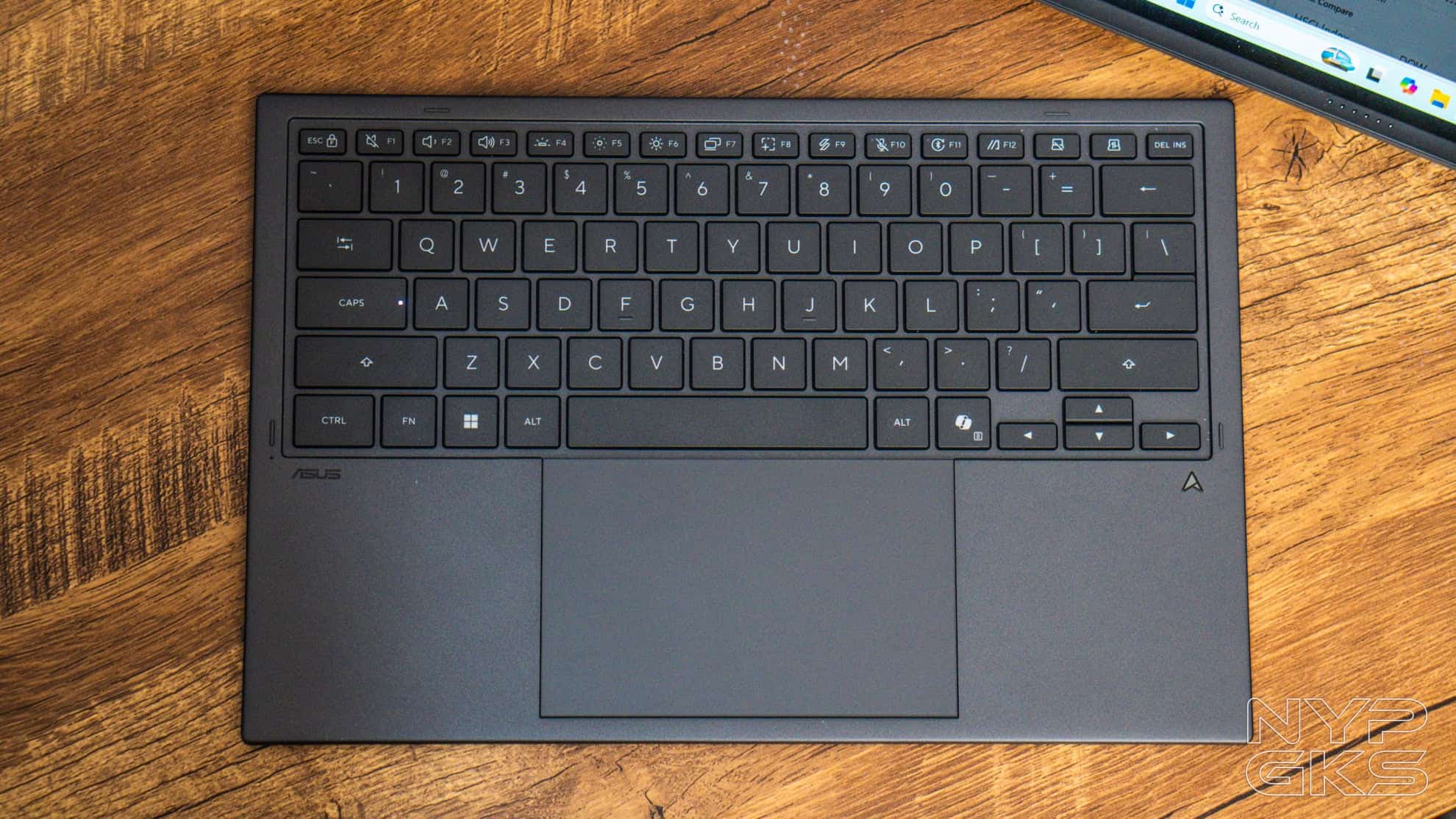 Asus-Zenbook-Duo-2026-223