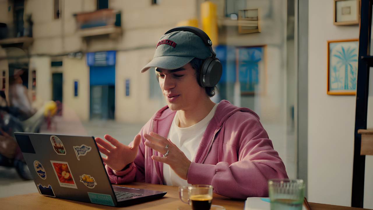 Sennheiser-Momentum-5