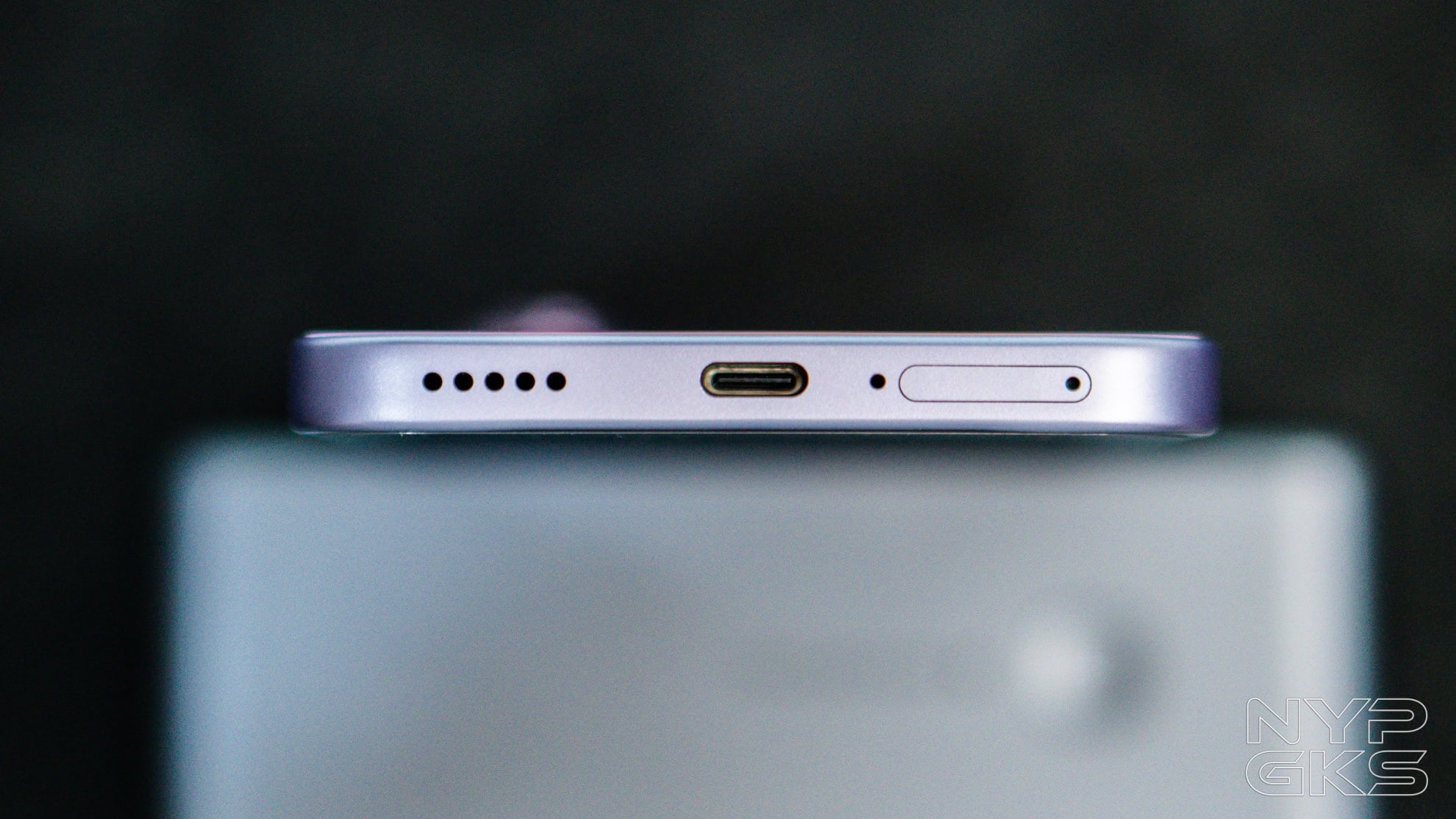 vivo-V70-FE-USB-C