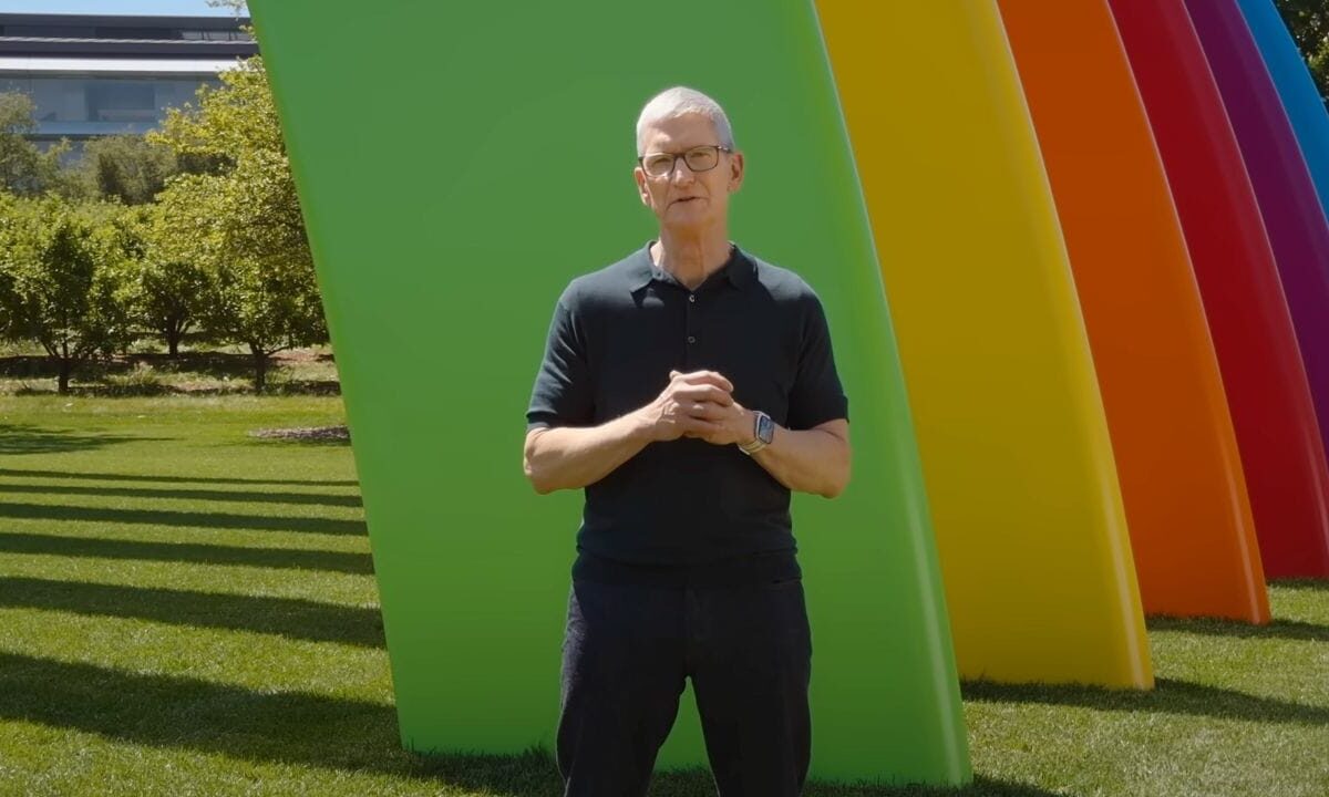Apple-device-price-hikes-ram-shortage