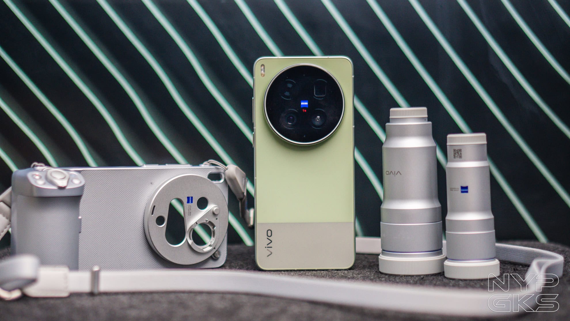 vivo-X300-Ultra-Lenses-Photography
