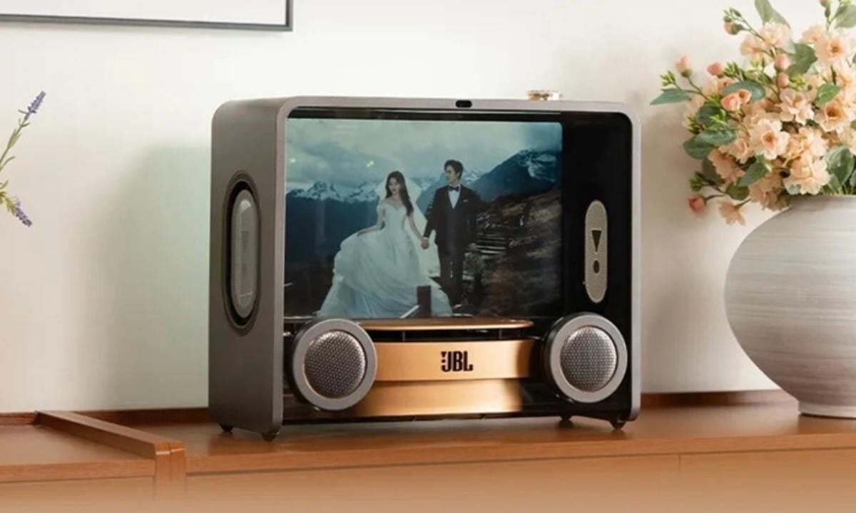 JBL-Vienna-speakers