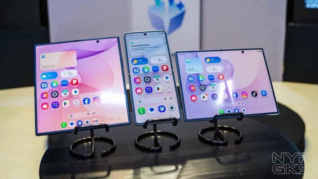 Samsung-Galaxy-Z-Fold8-Ultra-5861