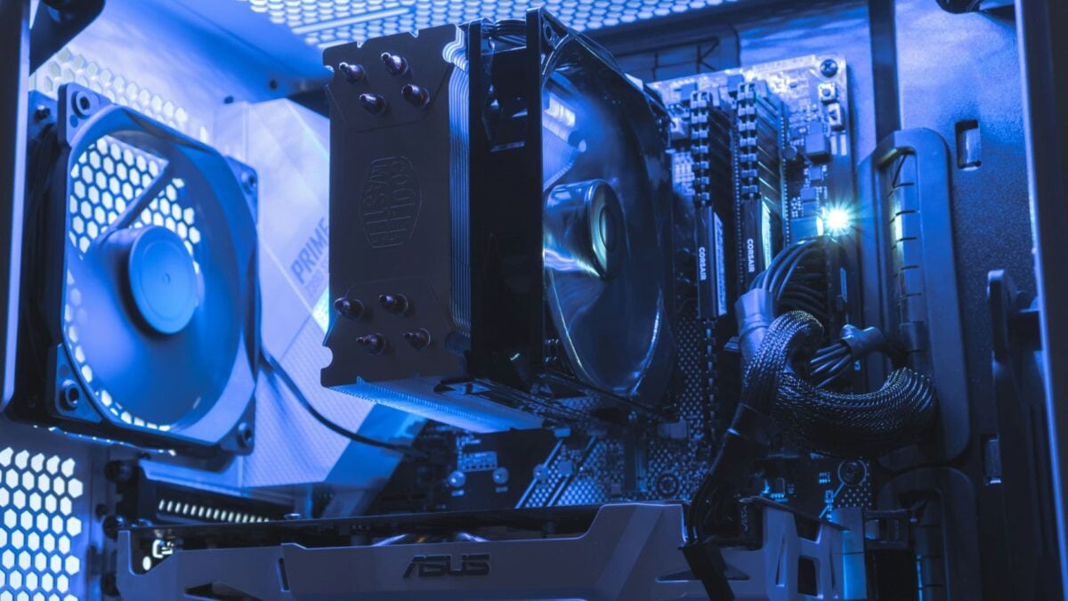 Worldwide-PC-shipments-decline-ram-shortage
